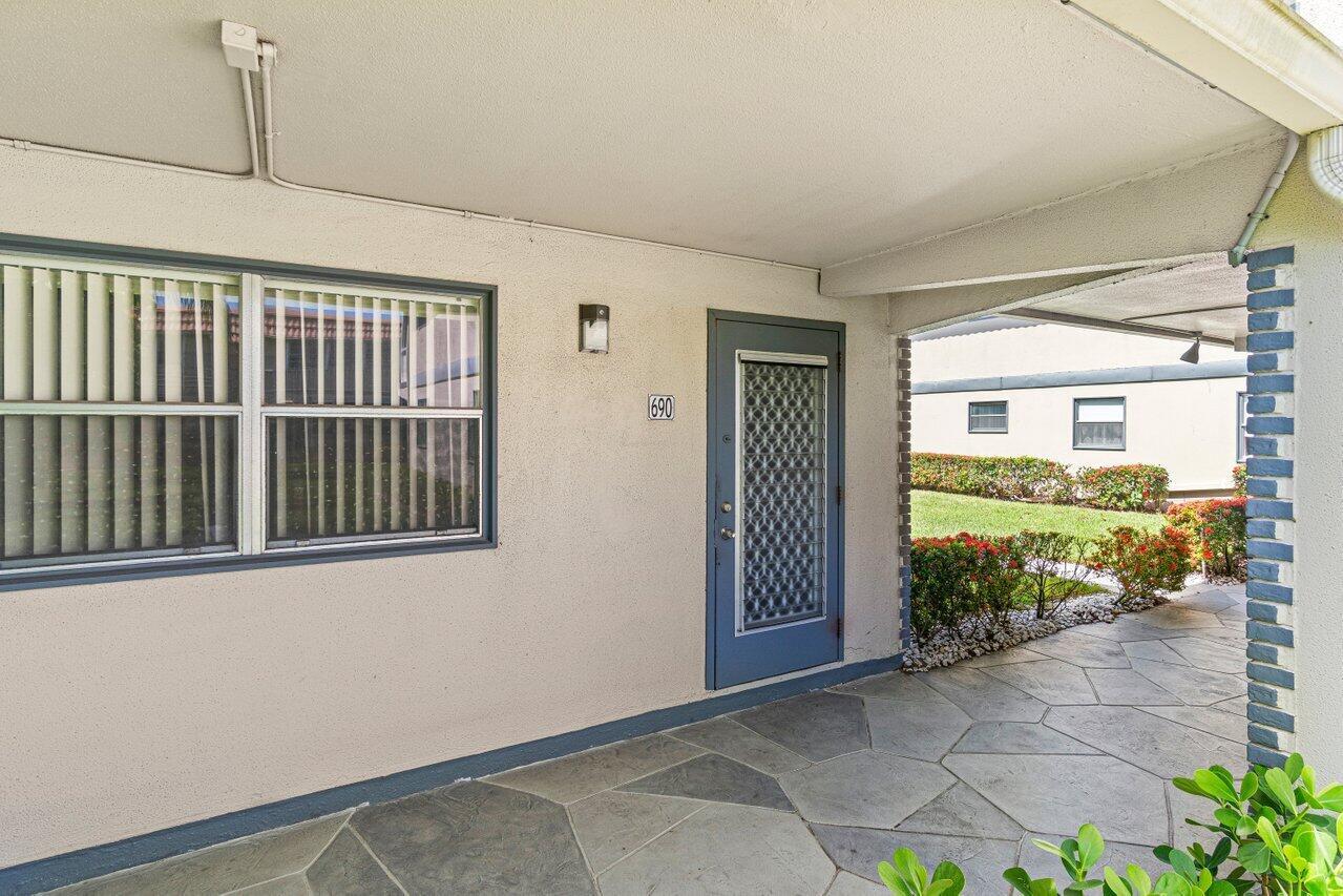 690 BRITTANY O, Delray Beach FL 33446 photo 3