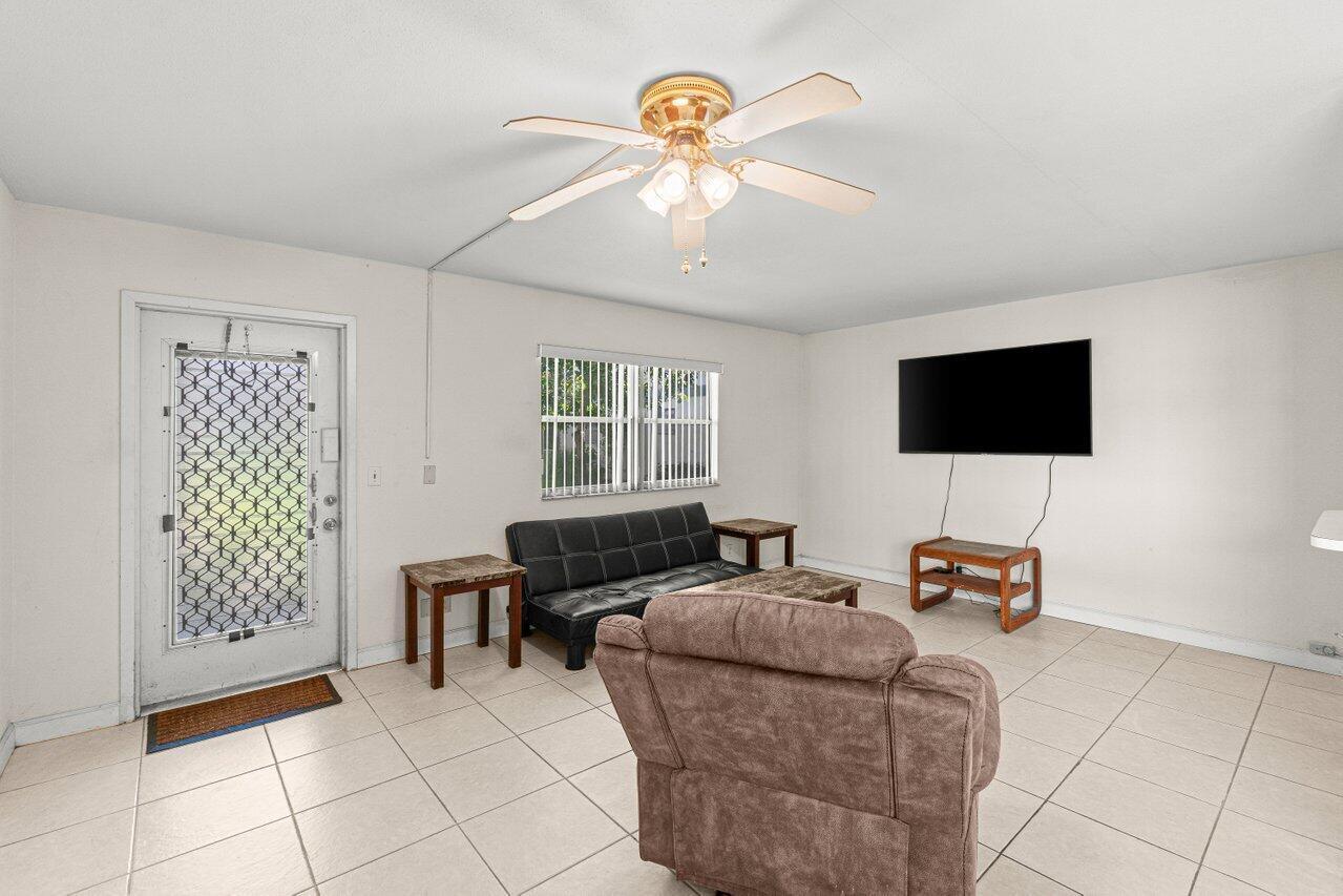 690 BRITTANY O, Delray Beach FL 33446 photo 5