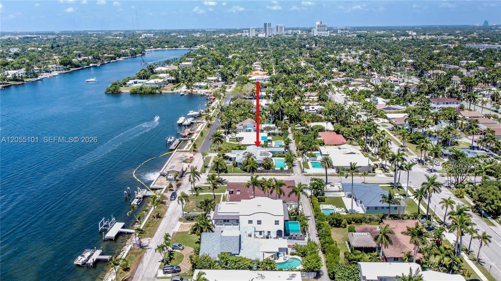 803 N Southlake Dr, Hollywood FL 33019 photo 2