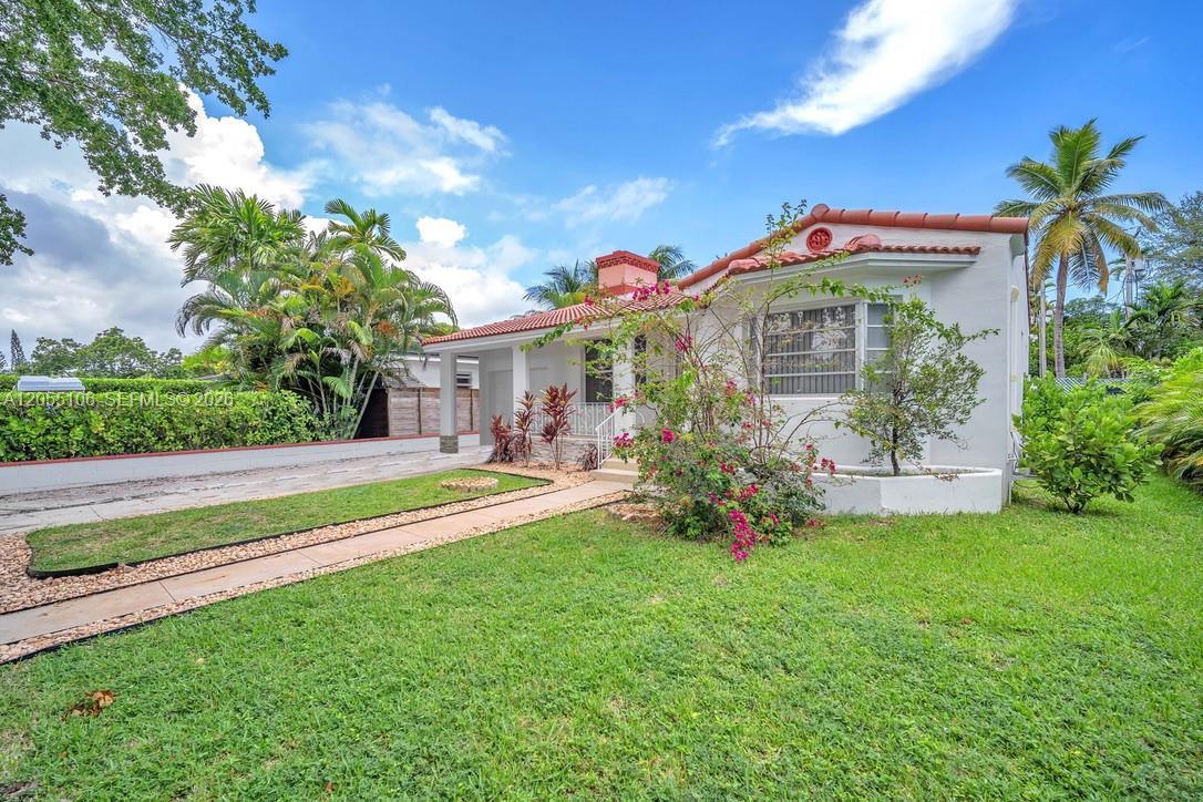801 SW 24th Rd, Miami FL 33129 photo 2