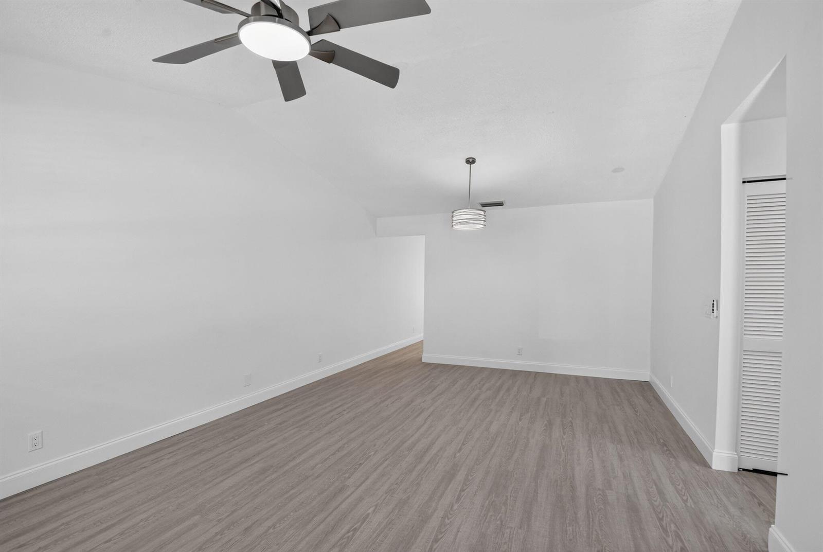 3221 FOXRIDGE Court, Palm Springs FL 33461 photo 5