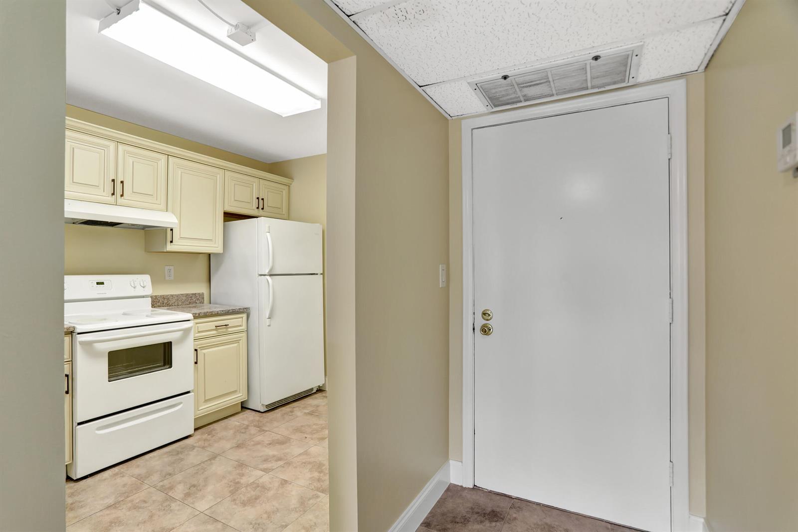 3 Royal Palm Way Unit 403, Boca Raton FL 33432 photo 2