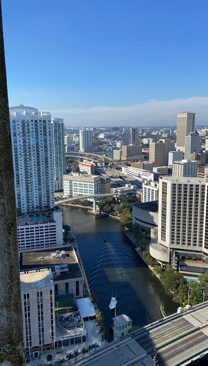 475 BRICKELL Avenue # 4615, Miami FL 33131 photo 2