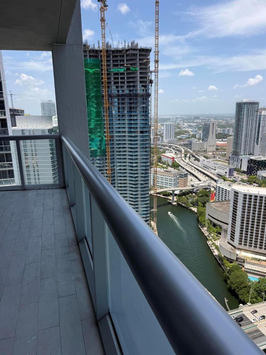 475 BRICKELL Avenue # 4615, Miami FL 33131 photo 5