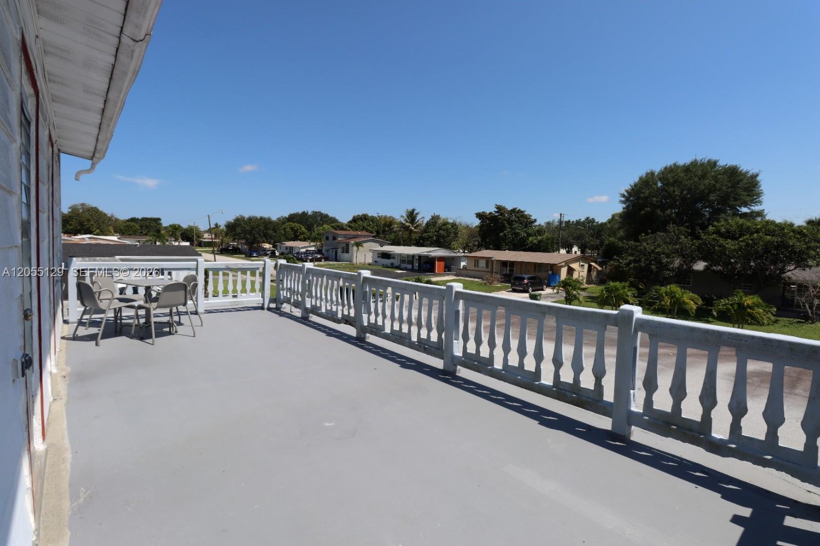141 Mcarthur Pkwy # A, Pembroke Pines FL 33024 photo 4