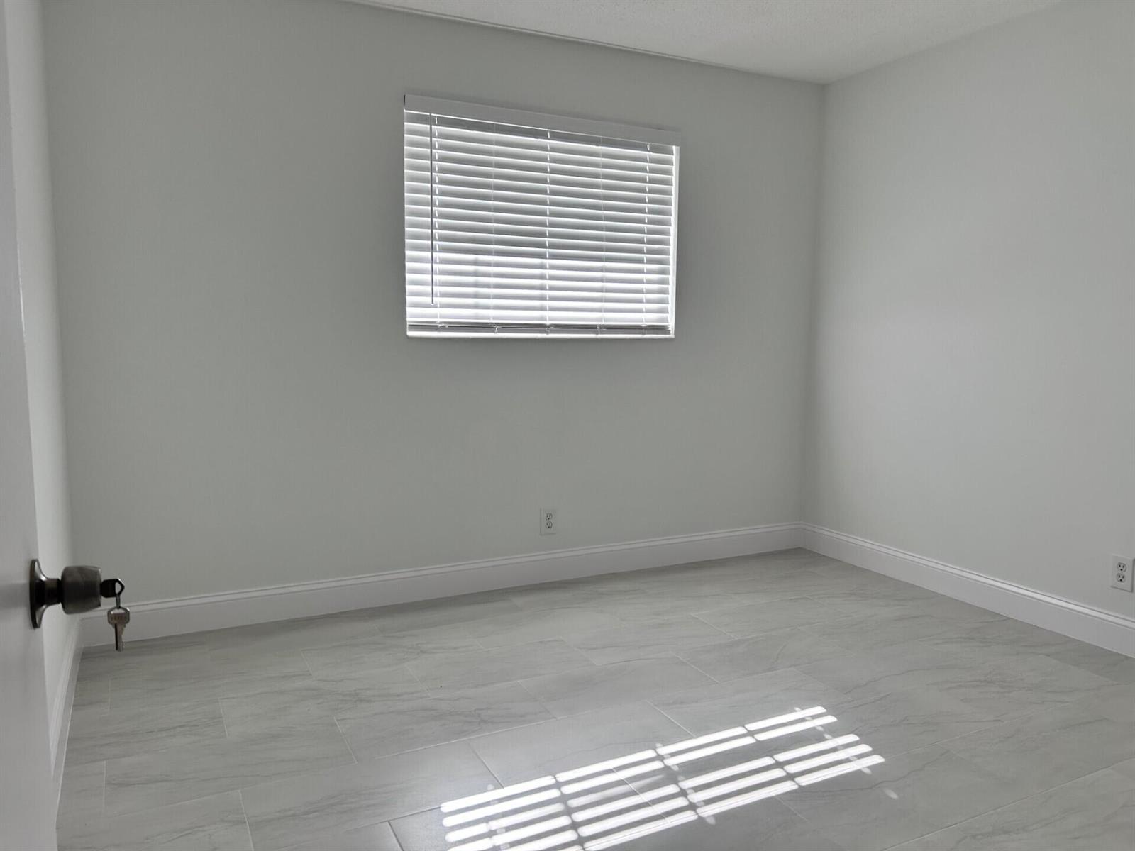 402 Lake Shore Drive # 103, Lake Park FL 33403 photo 3