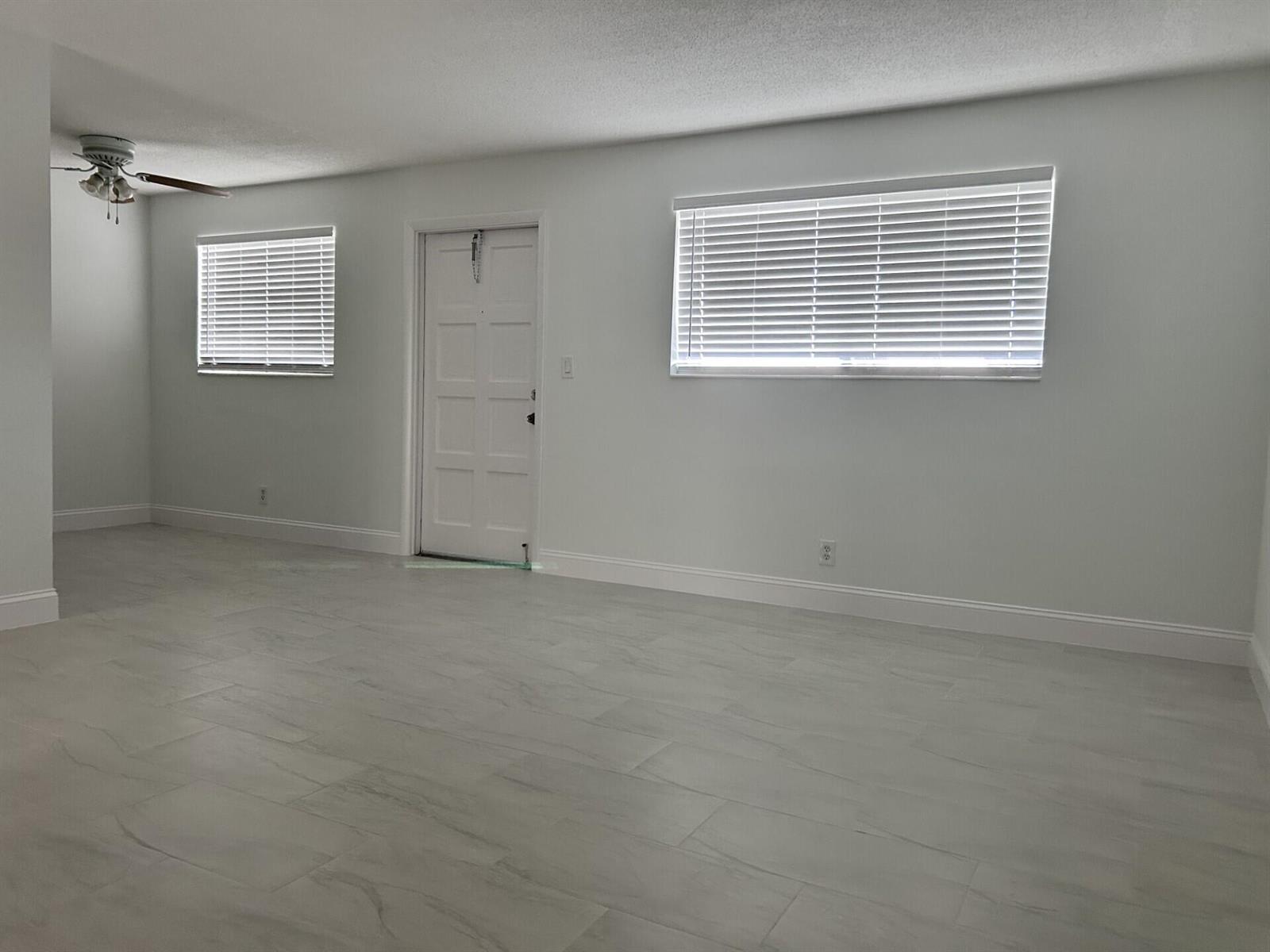 402 Lake Shore Drive # 103, Lake Park FL 33403
