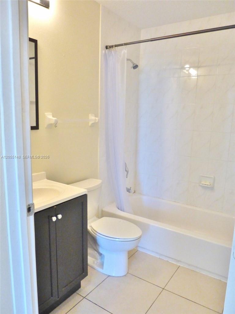 843 SW 13th Ave # 305, Miami FL 33135 photo 5
