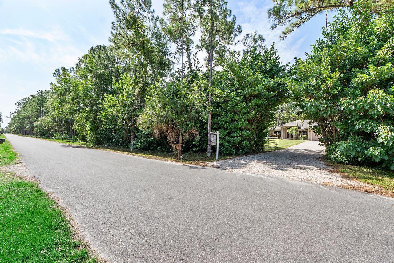 9608 Mockingbird Trail, FL 33478 photo 4