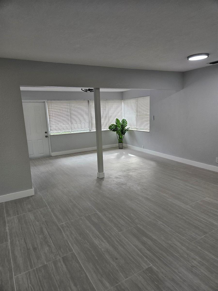 2010 NE 33RD Street, Lighthouse Point FL 33064 photo 4