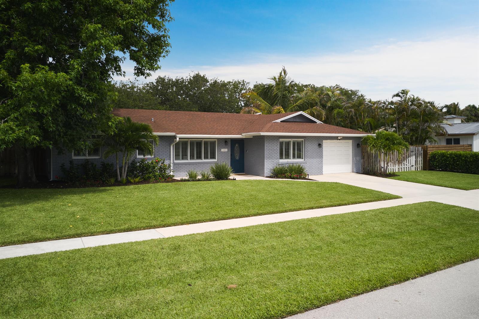 304 Circle W, Jupiter FL 33458