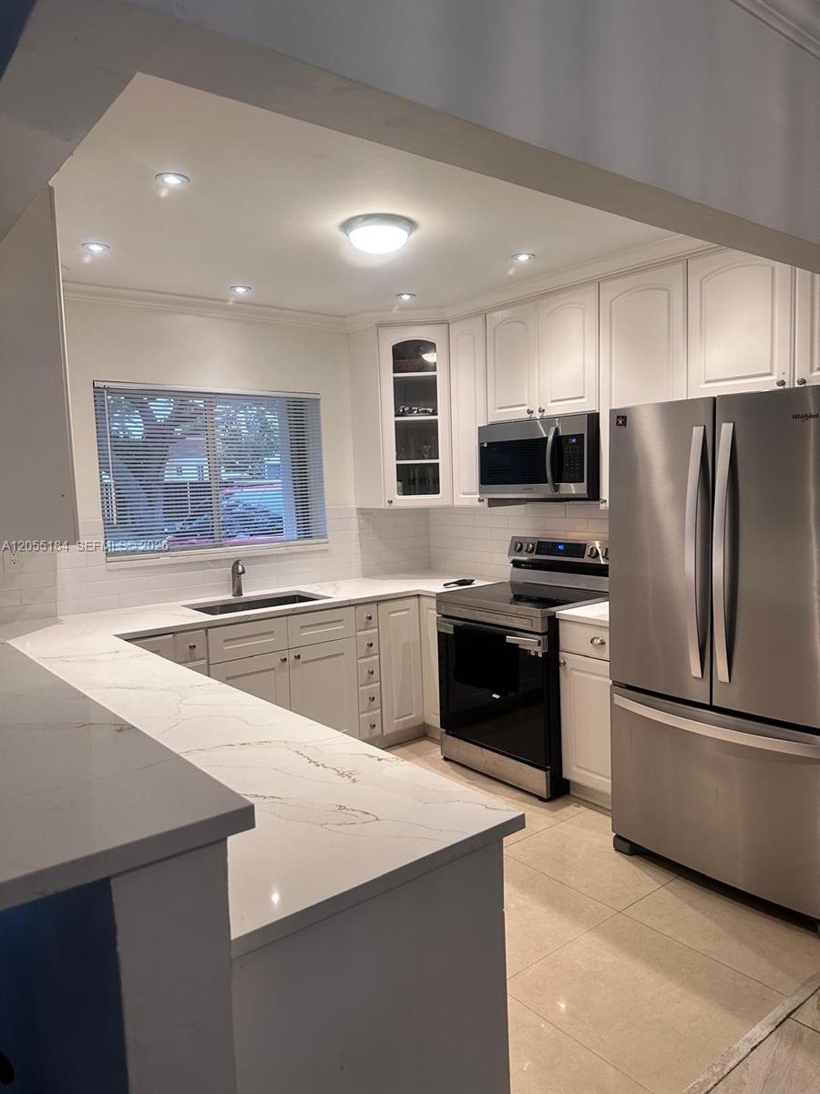 2532 NE 21 st Terrace, Lighthouse Point FL 33064 photo 3