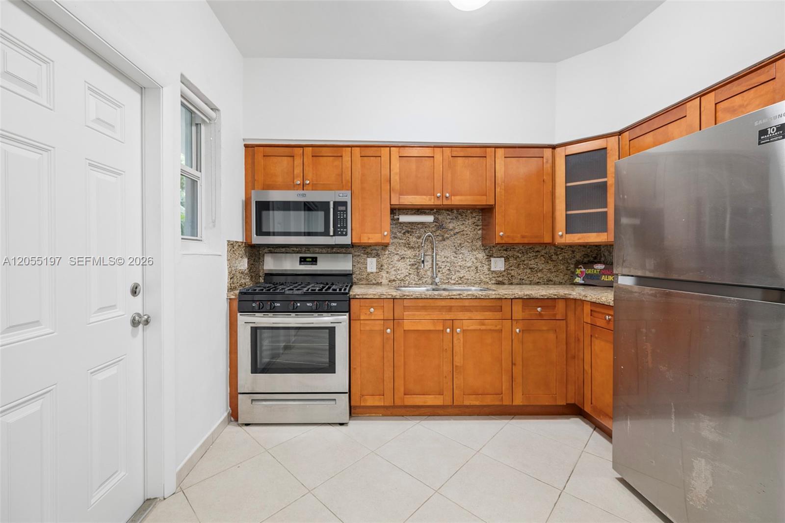 1420 16th St # 1, Miami Beach FL 33139 photo 2