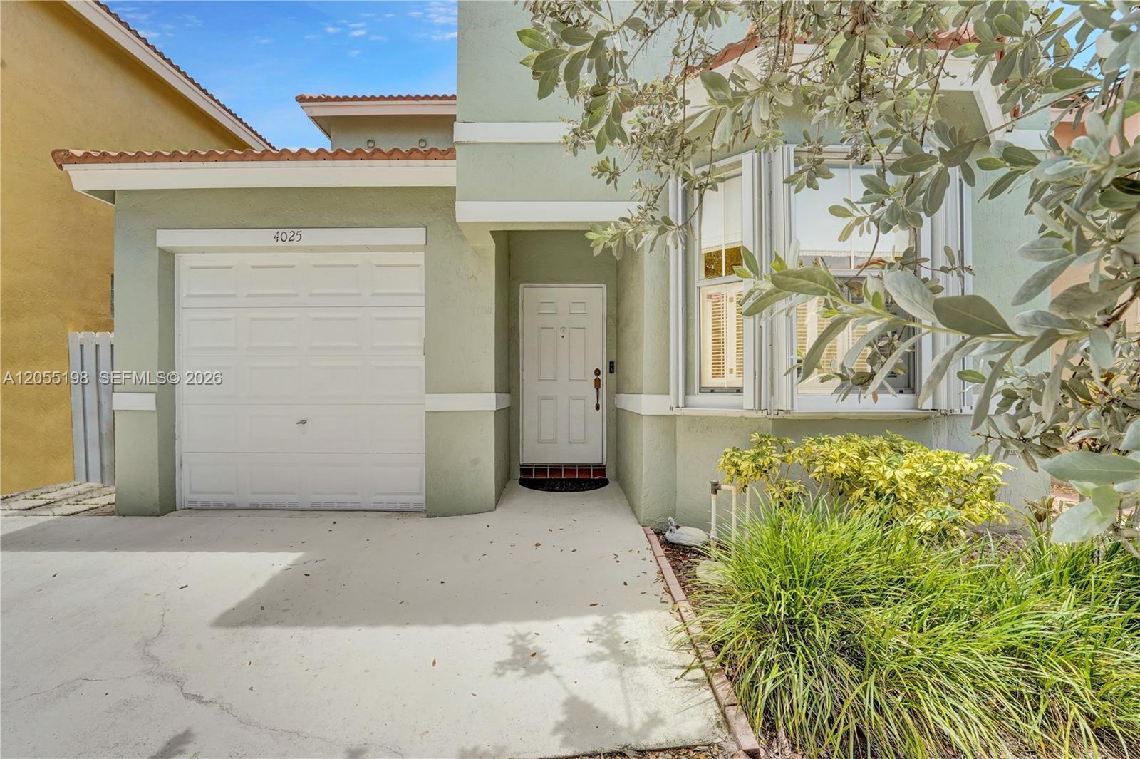 4025 Fern Forest Rd, Cooper City FL 33026 photo 2