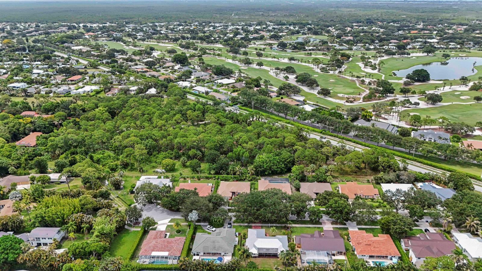 9746 SE Landing Place, Tequesta FL 33469 photo 5