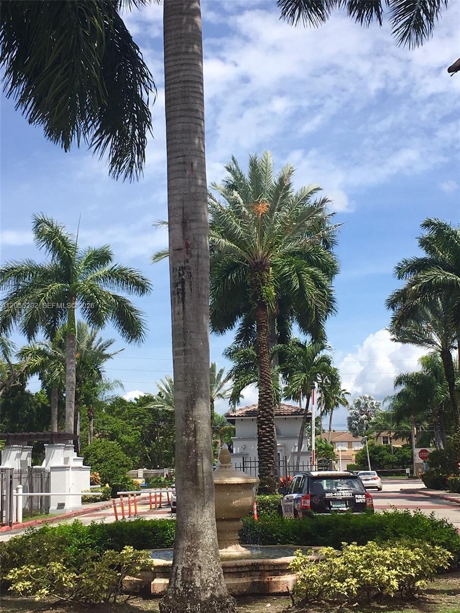 4860 NW 97th Pl # 276, Doral FL 33178 photo 2