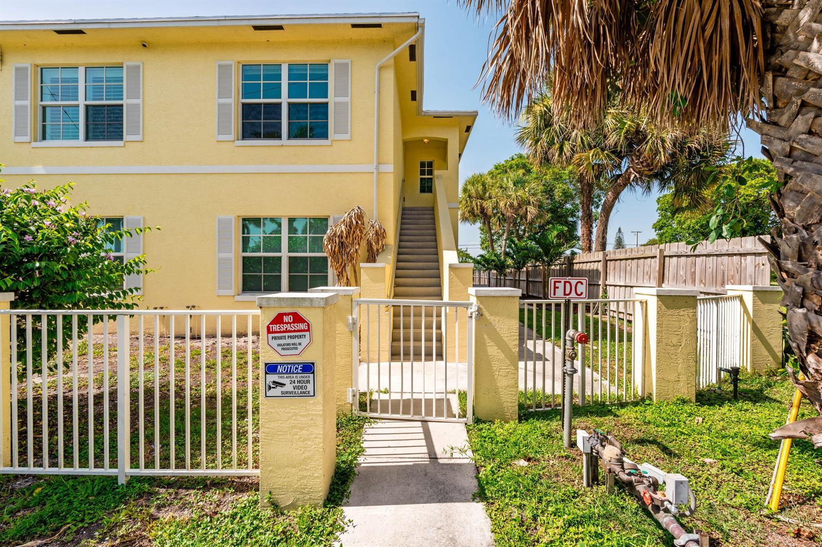 56 W 12th Street # C, Riviera Beach FL 33404