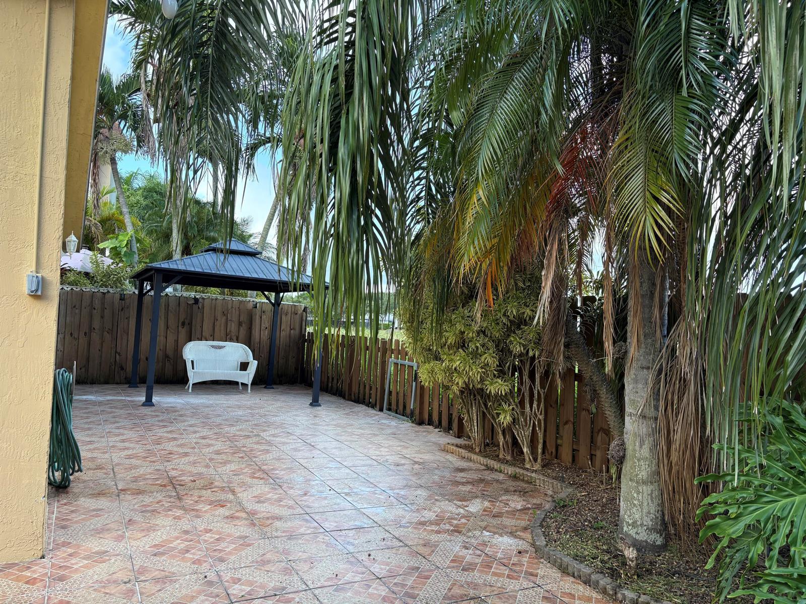 14750 SW 156TH Avenue, Miami FL 33196 photo 5
