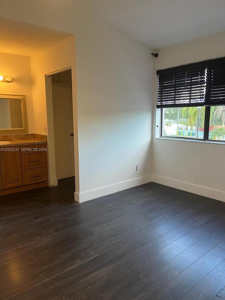 11622 NW 11th St, Pembroke Pines FL 33026 photo 3