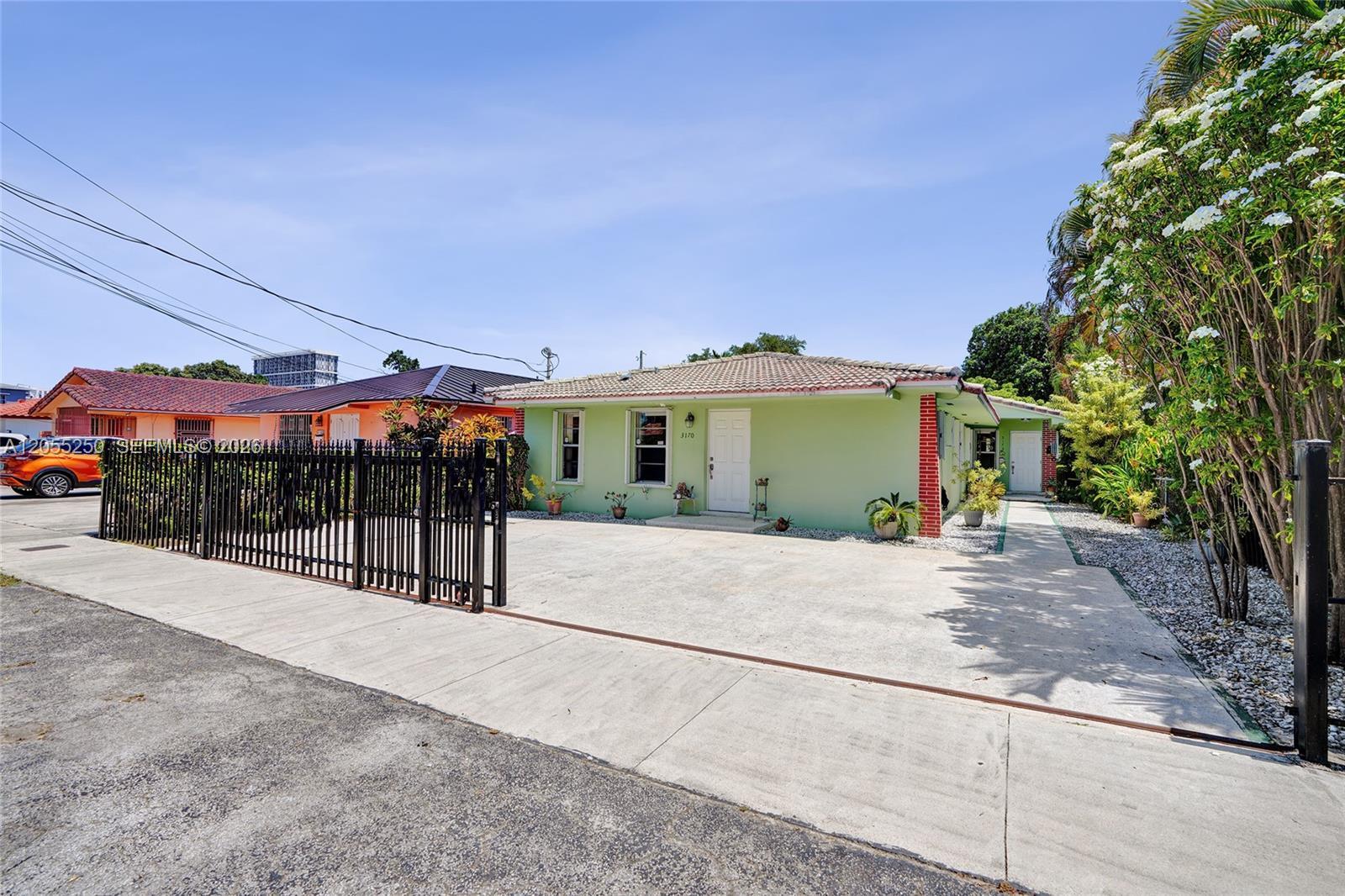 3170 SW 26th St, Miami FL 33133