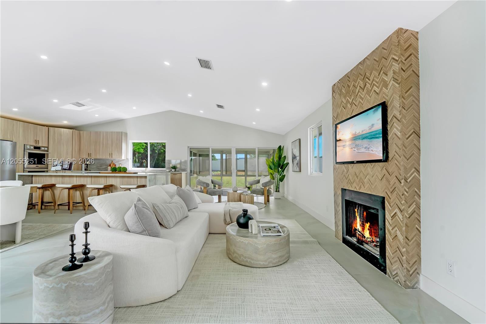 1215 NW 18th Ave, Delray Beach FL 33445 photo 4