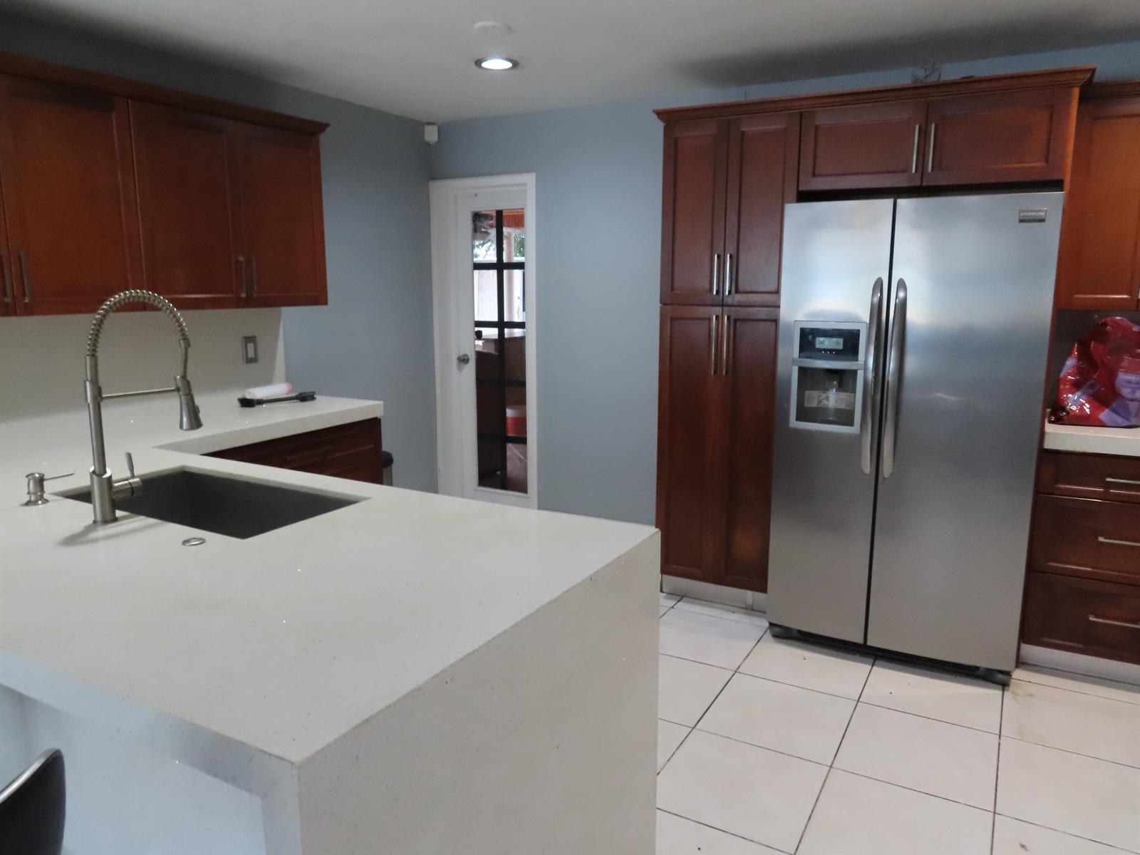 3956 MELALEUCA Lane, Lake Worth FL 33461 photo 3
