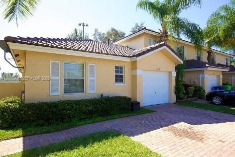 8978 NW 53rd St, Sunrise FL 33351 photo 2