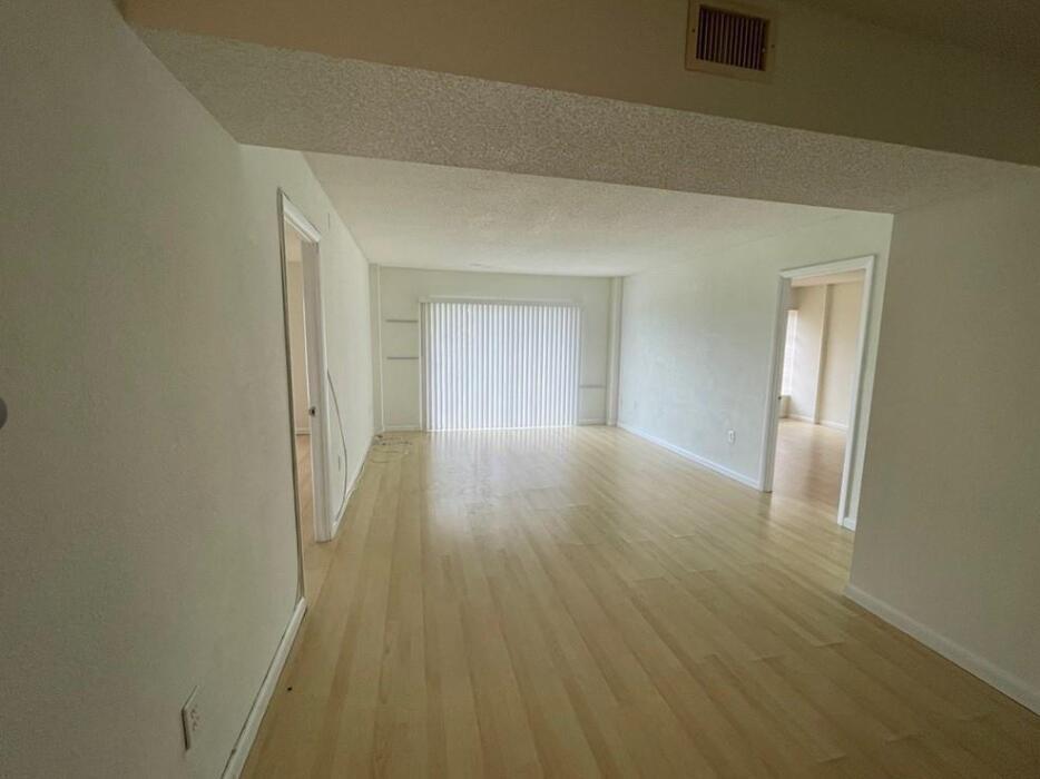 4160 INVERRARY Drive # 507, Lauderhill FL 33319 photo 5