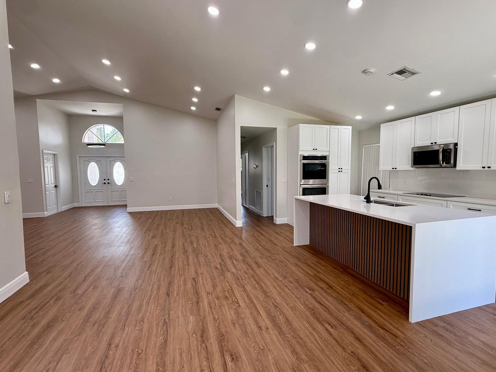 326 NW 47th Terrace, Deerfield Beach FL 33442 photo 4