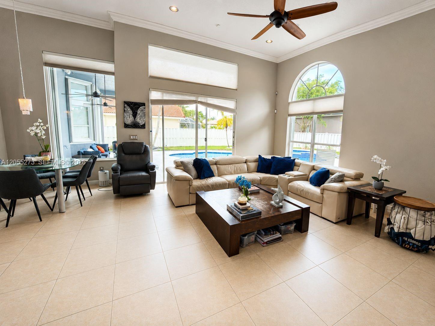 13755 NW 18th Ct, Pembroke Pines FL 33028 photo 3