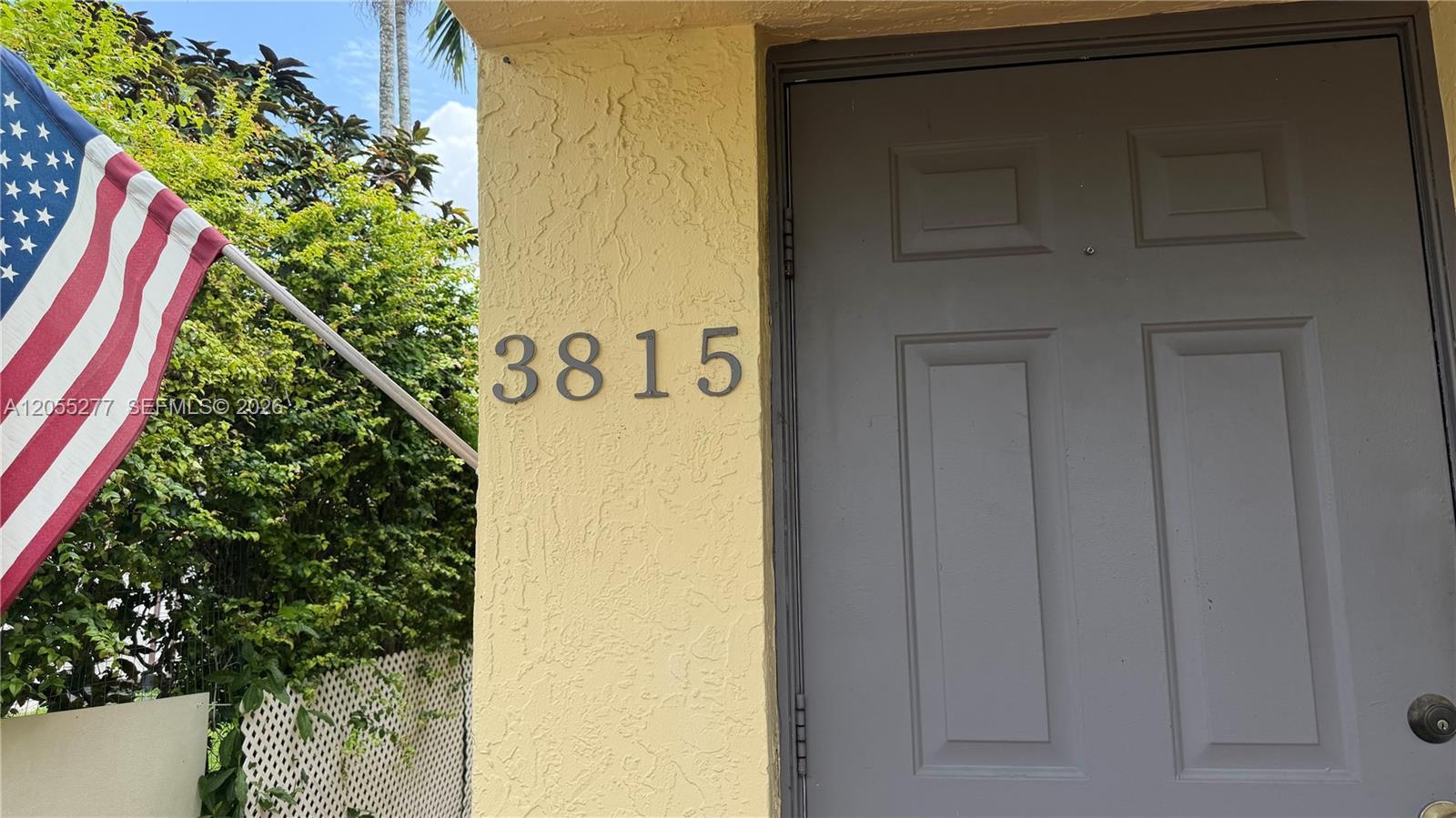 Miami, FL 33165 photo 2
