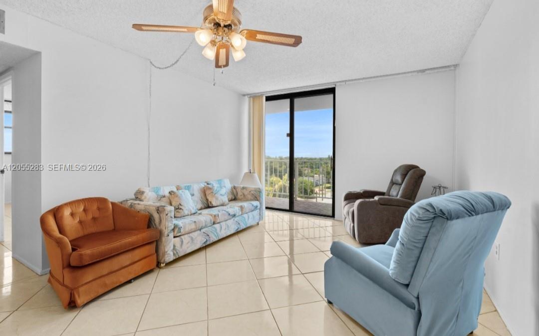 920 NE 169th St # 617, North Miami Beach FL 33162 photo 4