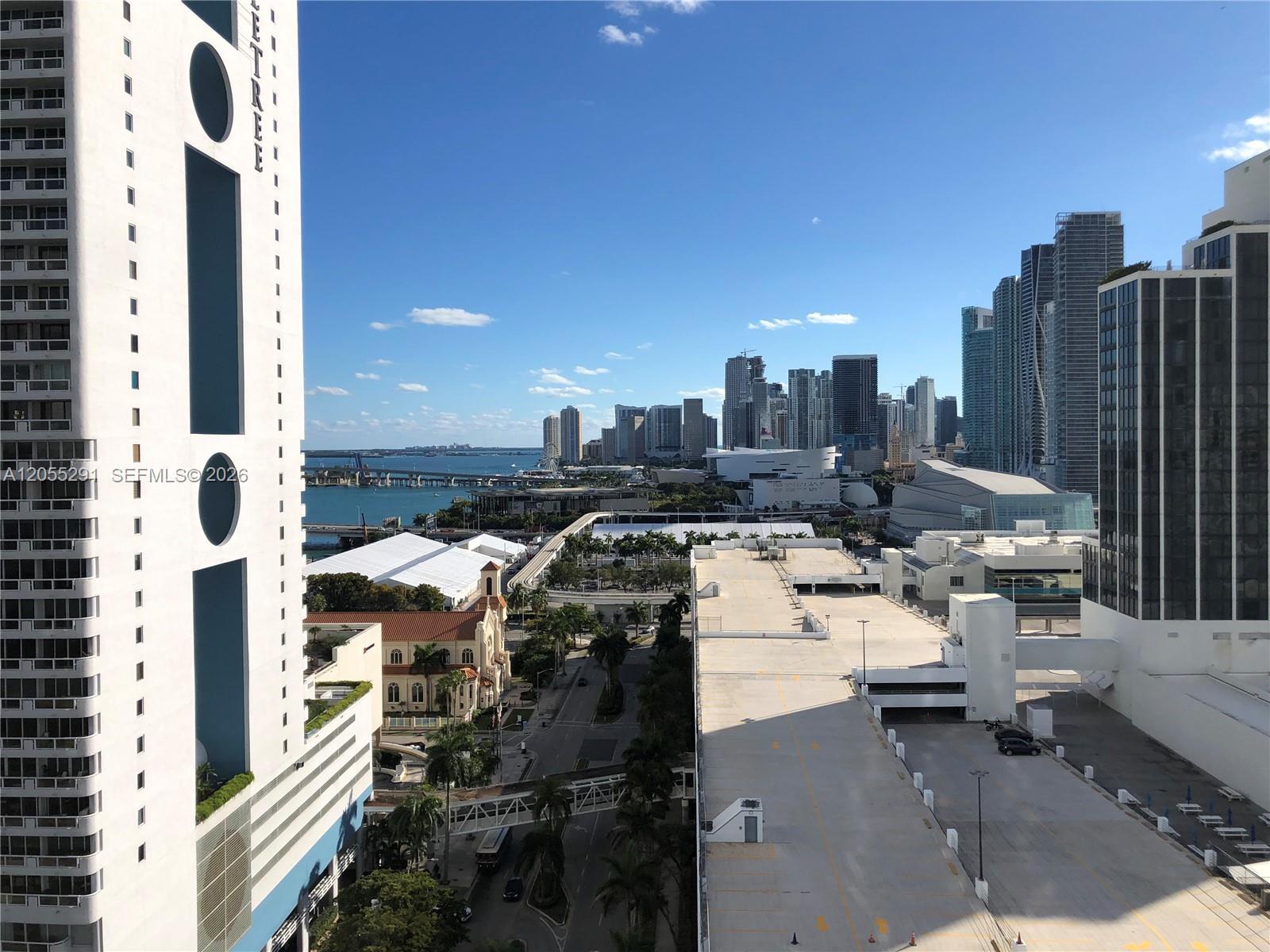 1750 N Bayshore Dr # 2012, Miami FL 33132 photo 3