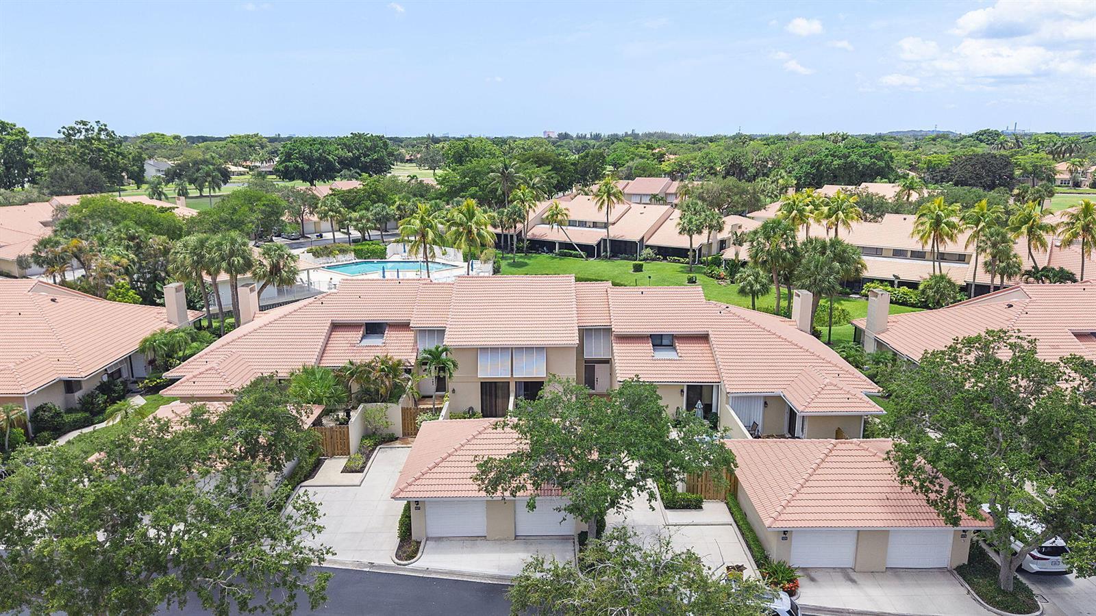 119 OLD MEADOW Way, Palm Beach Gardens FL 33418 photo 3