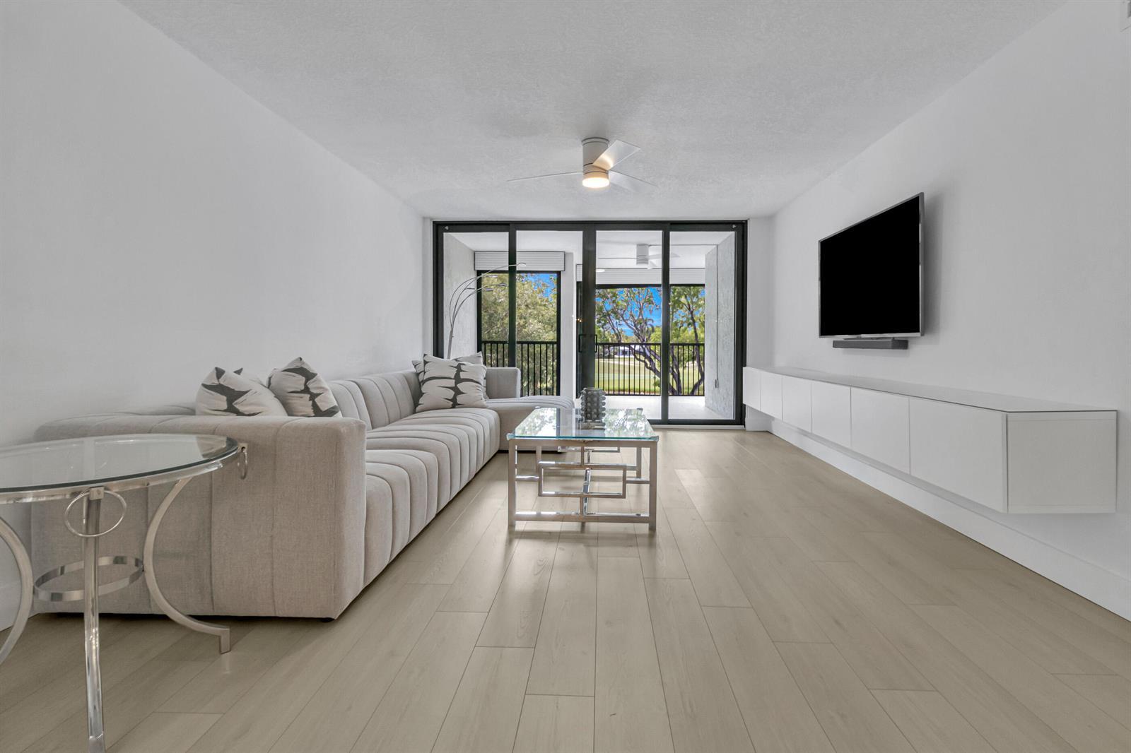 2806 N 46TH Avenue # D334, Hollywood FL 33021 photo 2