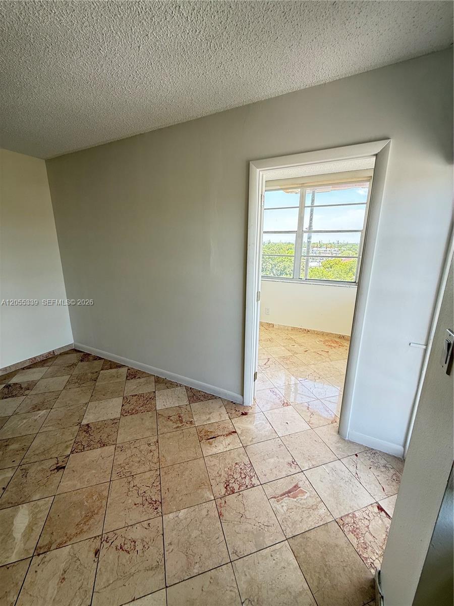2025 NE 164th St # 716, North Miami Beach FL 33162 photo 3