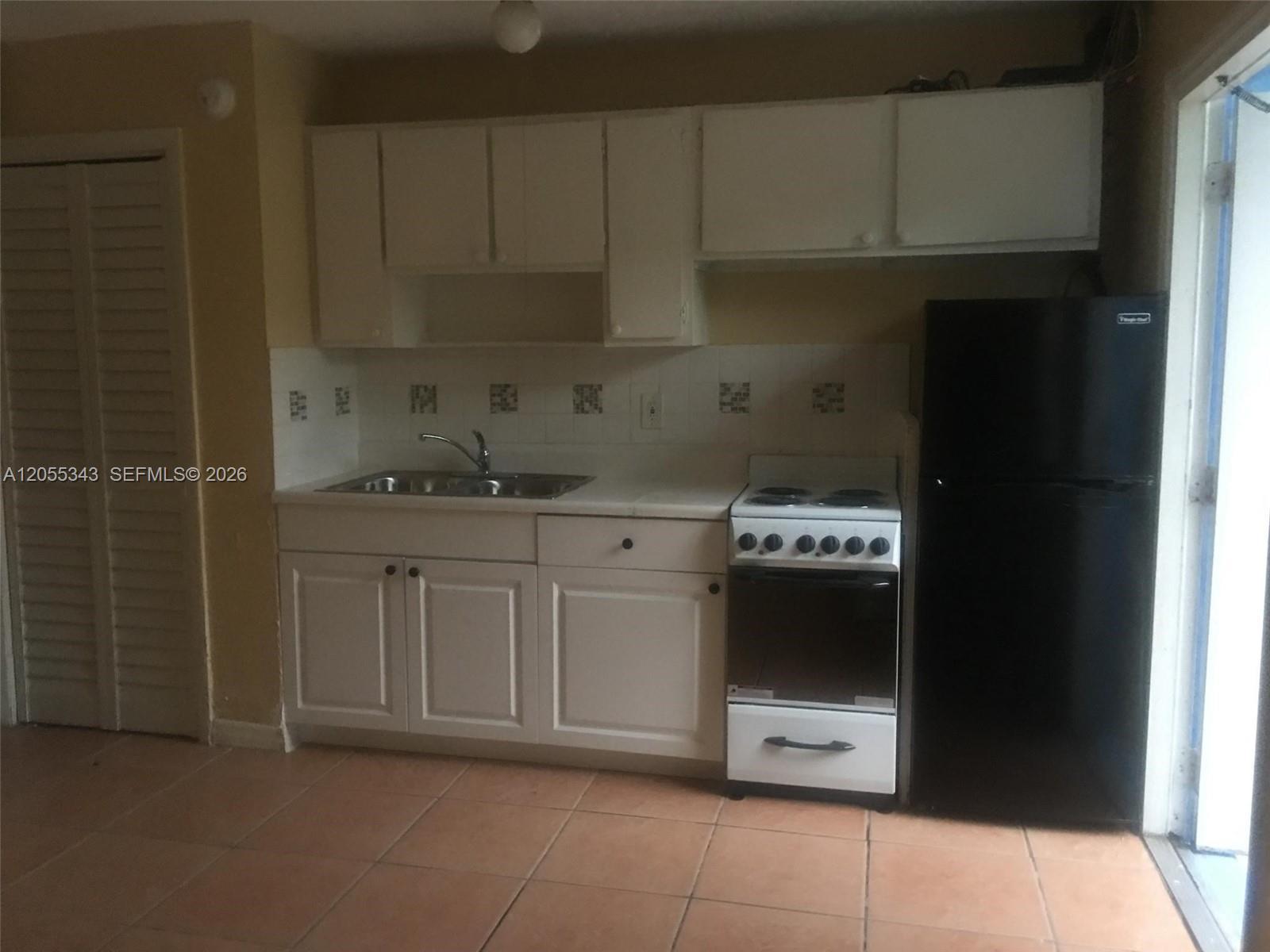 320 NE 11th Ave # 1, Boynton Beach FL 33435 photo 4