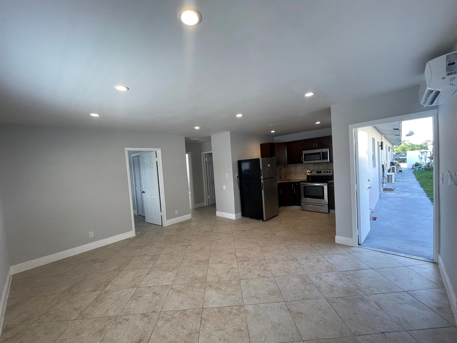 215 SW 16TH # 4, Fort Lauderdale FL 33315 photo 4