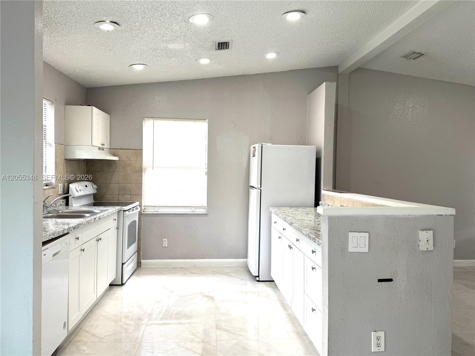 7541 Atlanta St # 7541, Hollywood FL 33024 photo 4