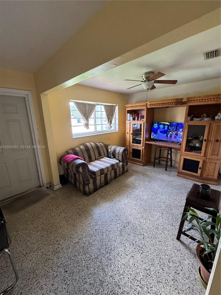 17210 NW 47th Ave, Miami Gardens FL 33055 photo 2