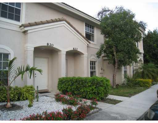822 SUMMIT LAKE Drive, West Palm Beach FL 33406