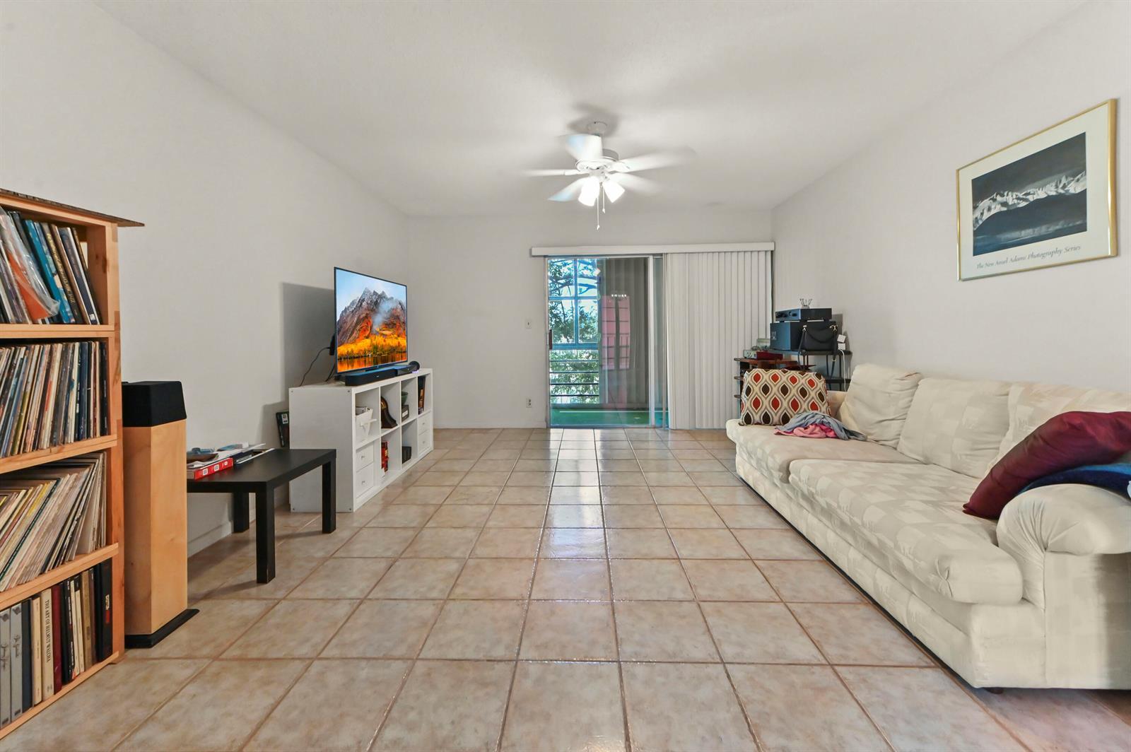 22 Golfs Edge D, West Palm Beach FL 33417 photo 4