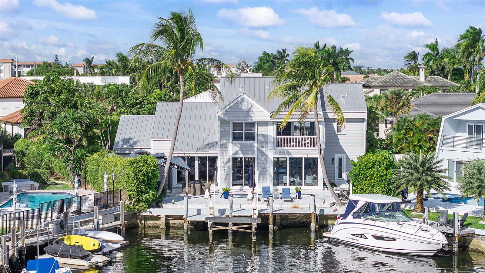 910 JASMINE Drive, Delray Beach FL 33483