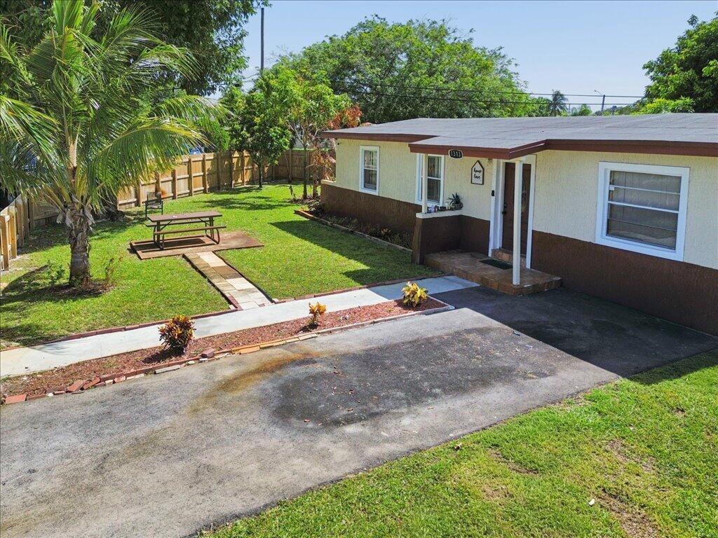 1313 NW 13TH Court, Fort Lauderdale FL 33311 photo 2