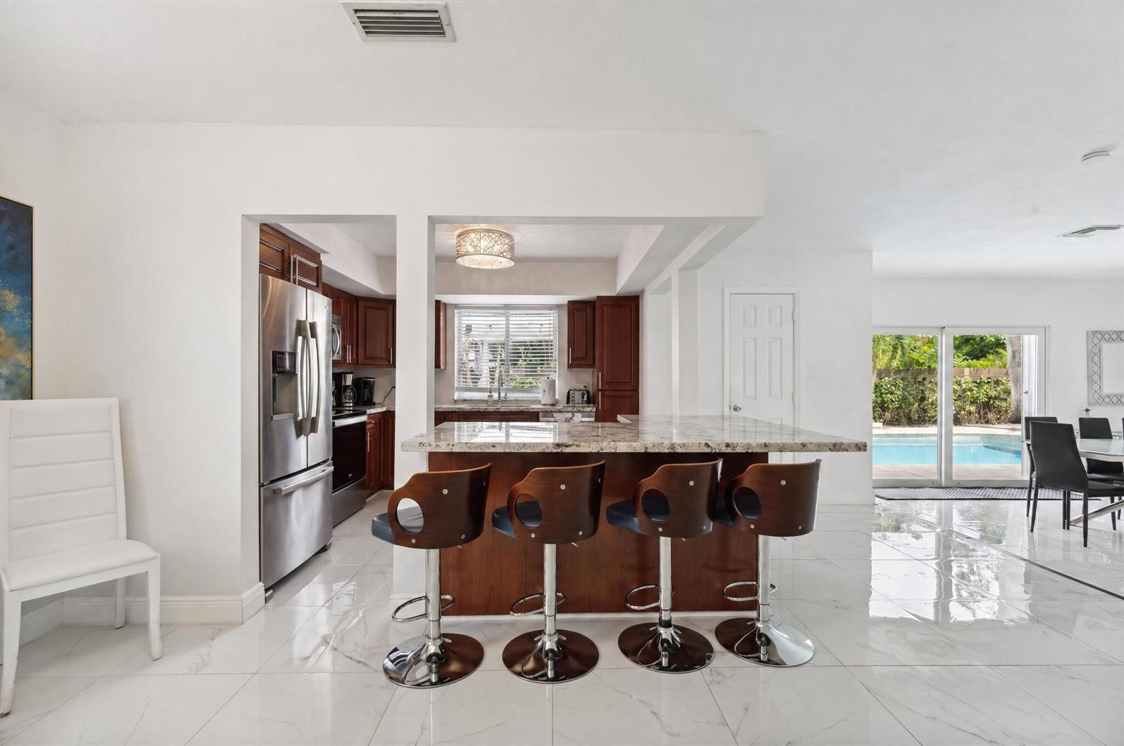 1243 GARFIELD Street, Hollywood FL 33019 photo 3
