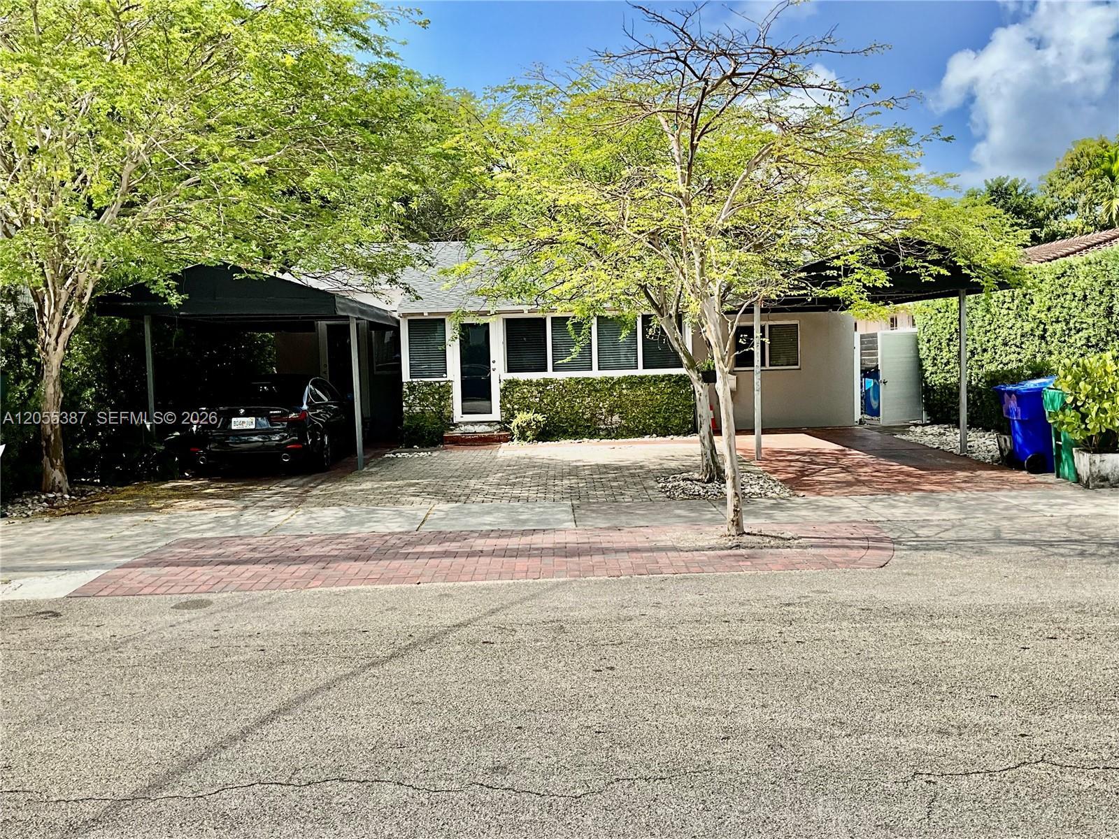 2000 SW 25th St, Miami FL 33133