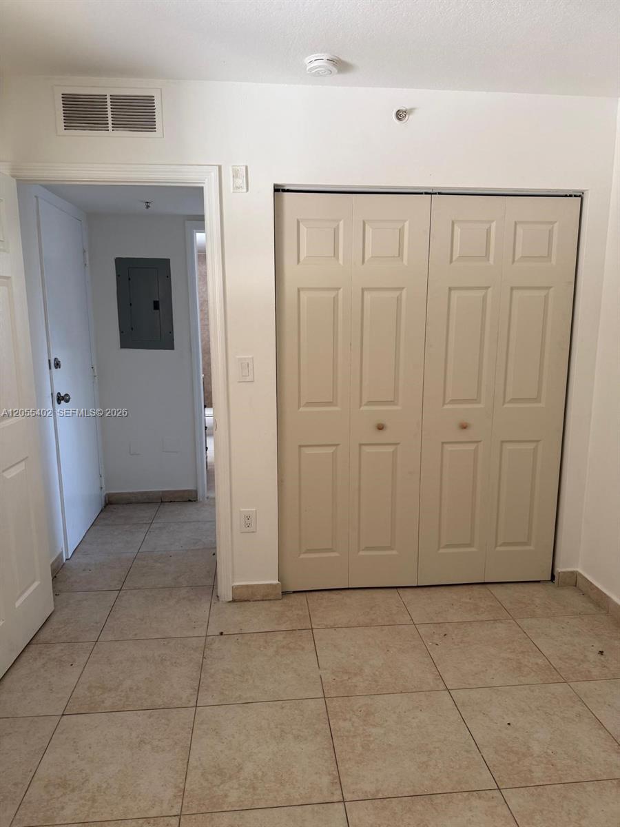 2647 NW 25th ave # 304, Miami FL 33142 photo 2
