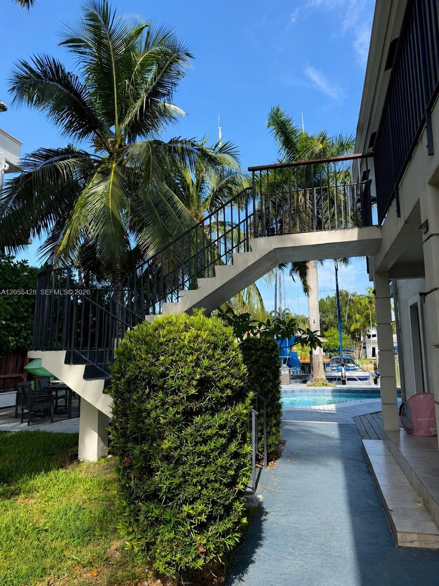 313 Hendricks Isle # 4, Fort Lauderdale FL 33301 photo 2