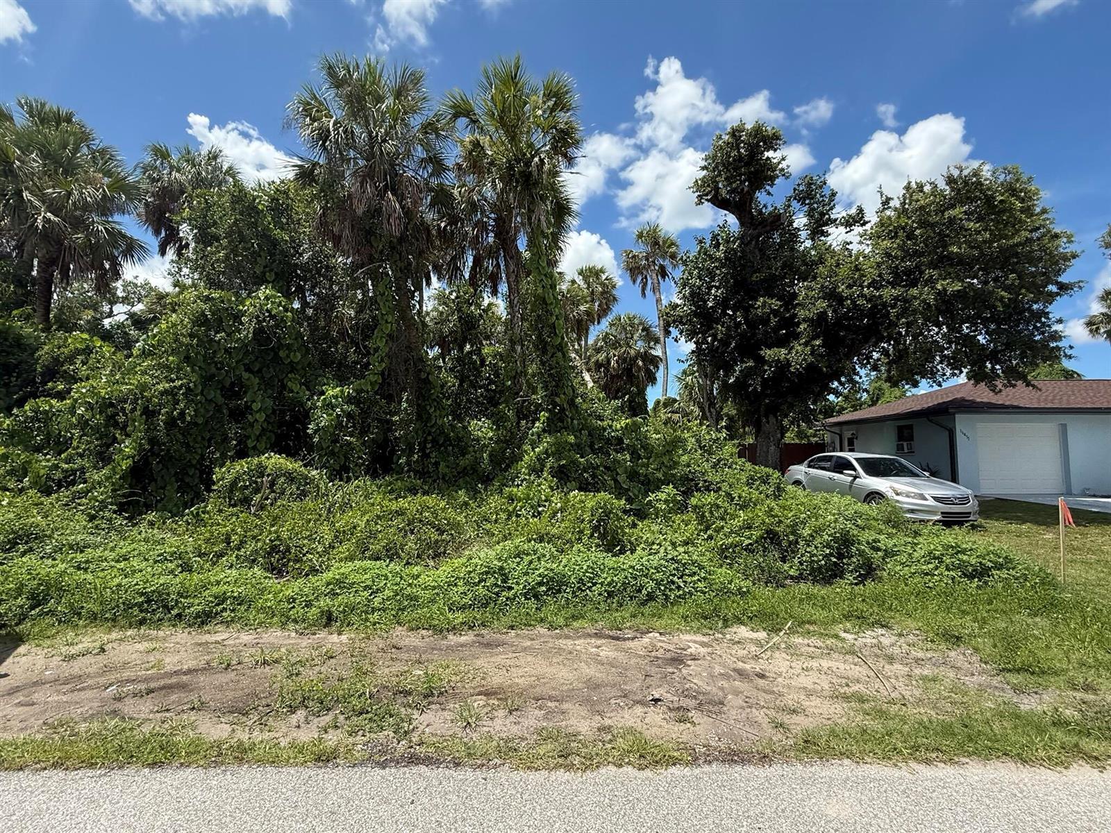 16459 Bauers Avenue, Port Charlotte FL 33954 photo 2
