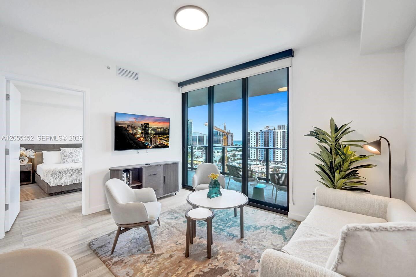580 72ND # 1004, Miami Beach FL 33141 photo 3